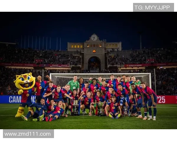 传奇足球巨星齐聚一堂 盘点历届足坛风云人物及其辉煌成就 传奇足球巨星齐聚一堂 盘点历届足坛风云人物及其辉煌成就